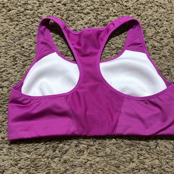 Nike sports bra - Picture 3 of 4